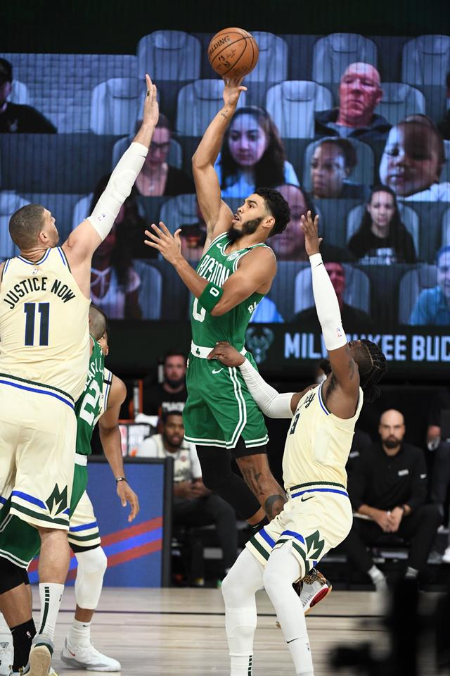 从泳池到健 从泳池到健