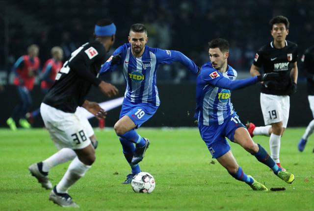 轻球员逐渐 轻球员逐渐