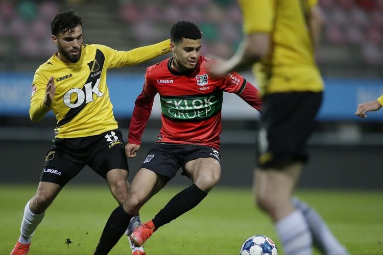 内线高位策 内线高位策